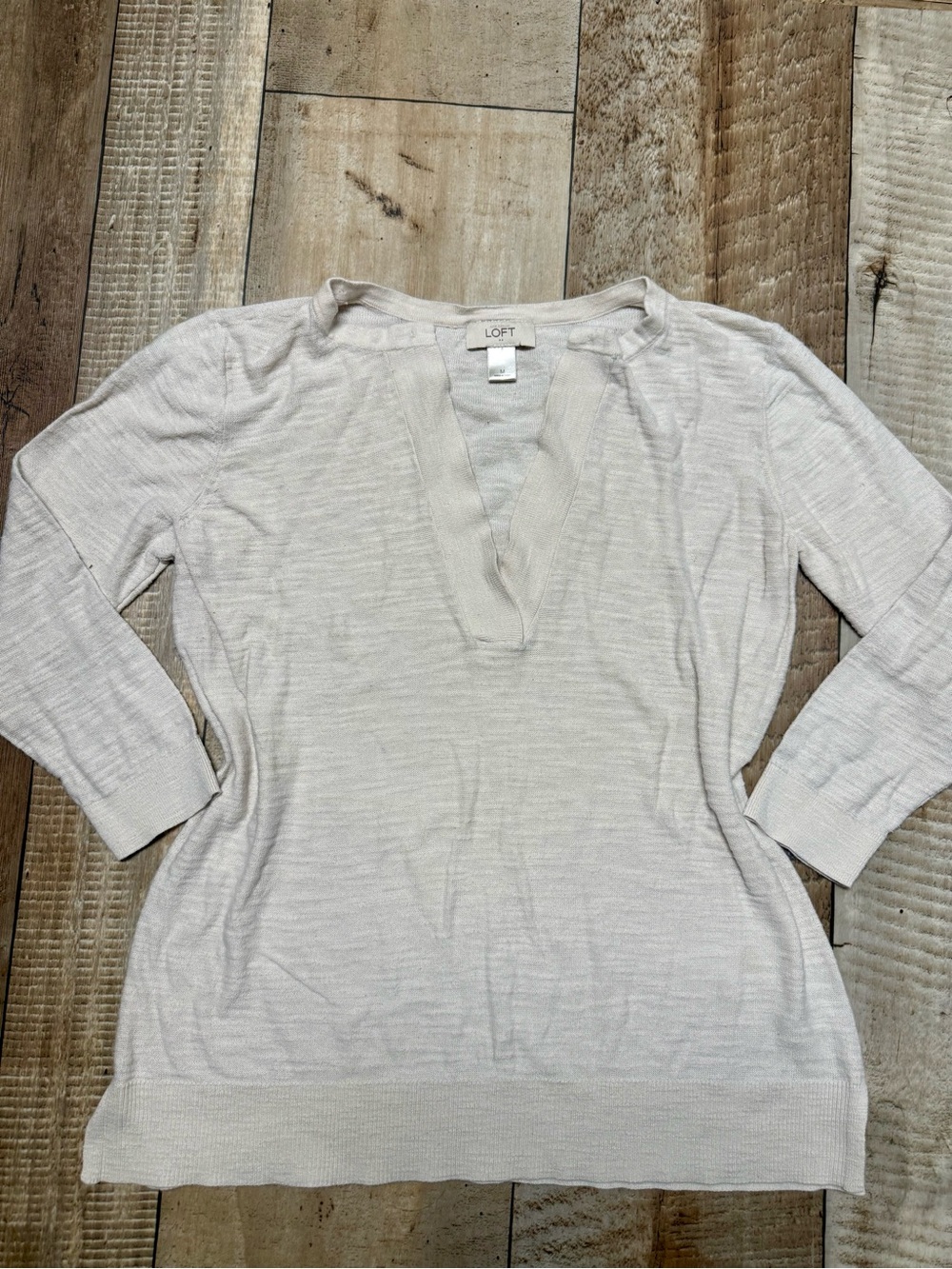 LOFT Cream V-Neck Lightweight Tunic Sweater